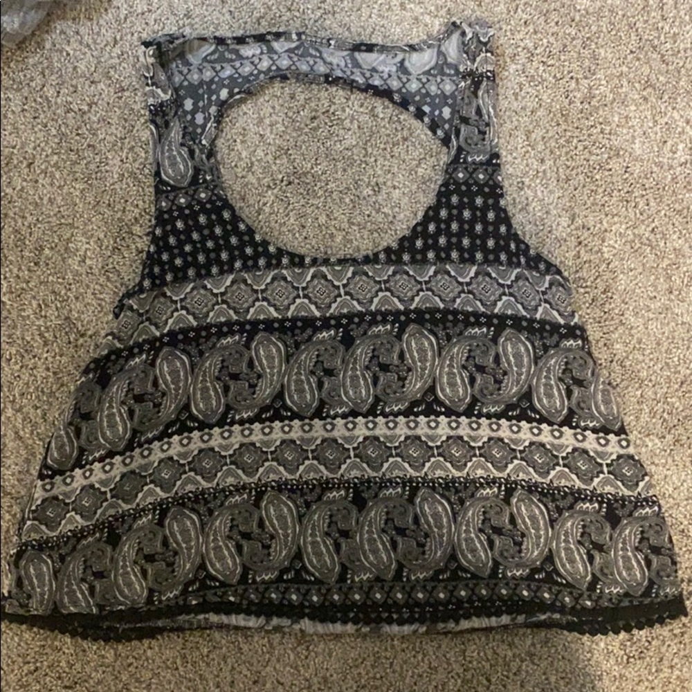 Cute tank top!